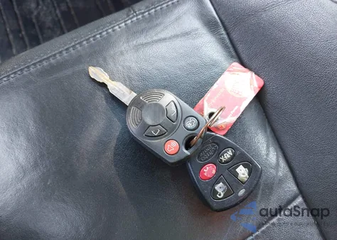 2011 Ford Escape Limited z USA, uszkodzony, nr VIN 1FMCU9EG3BKC54770